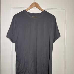 Lululemon Gray Men's Performance T-Shirt